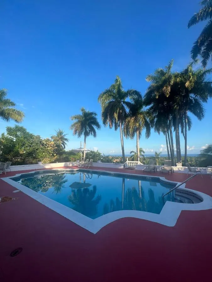 Peaceful Palms Montego Bay Hotel