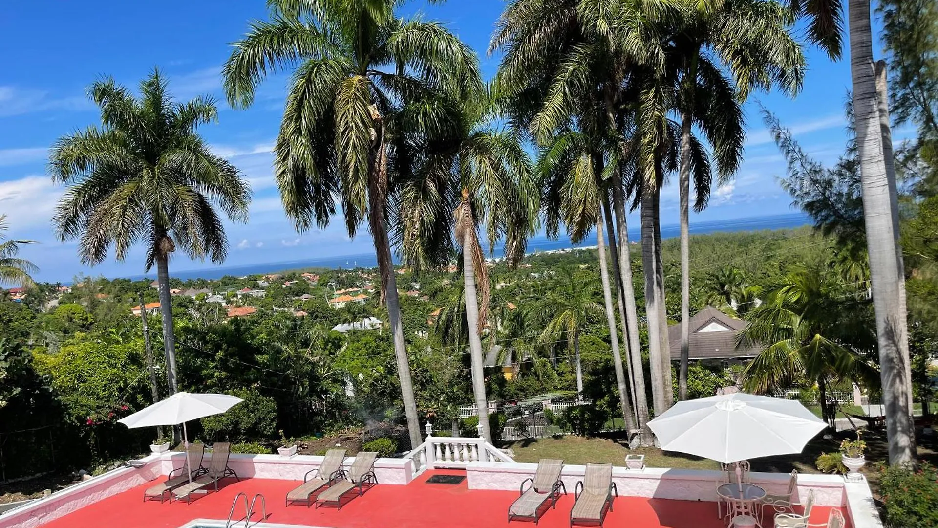 Peaceful Palms Montego Bay Hotel